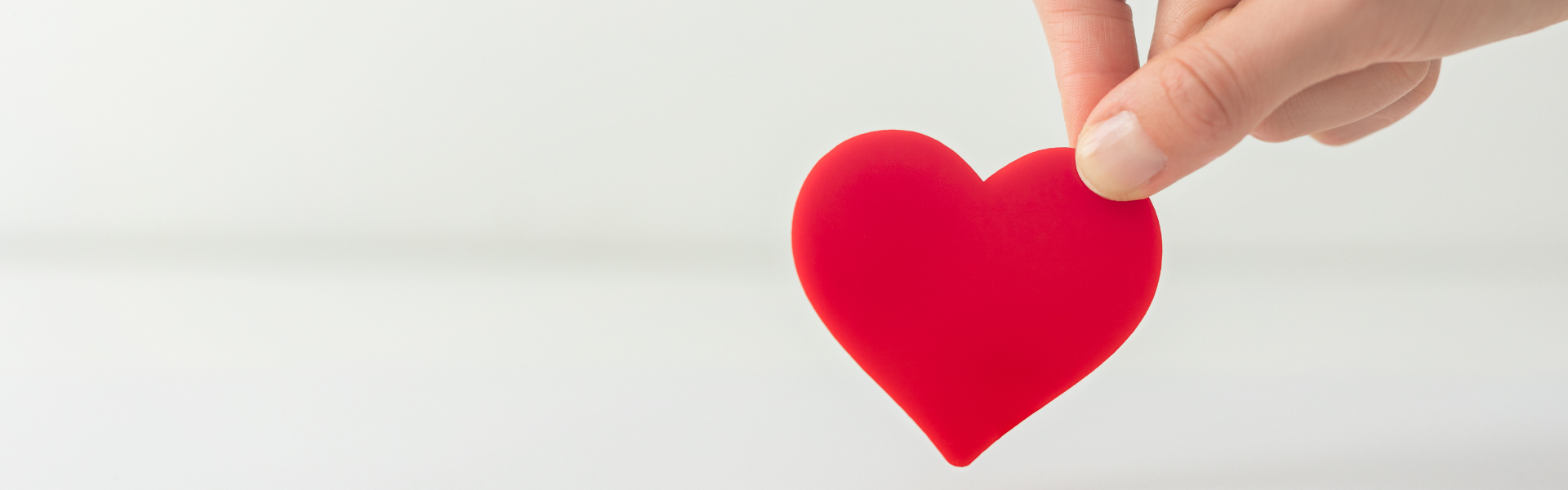 hand giving heart