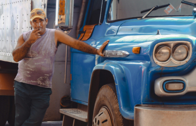 Learn when truck drivers typically qualify for layover pay, how it differs from detention pay, and what to look for when comparing layover policies between carriers.
