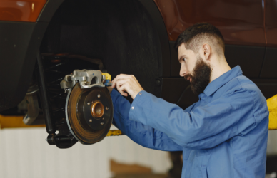 CVSA Brake Safety Week 2026 begins August 23 with inspectors focusing on brake drums and rotors. Learn what commercial drivers can expect during this year's roadside inspection campaign.