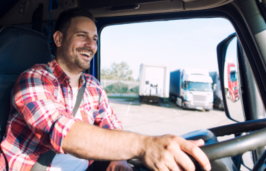https://truckdriversus.com/fleet-advantage-earns-second-alan-humanitarian-logistics-award-for-community-impact/