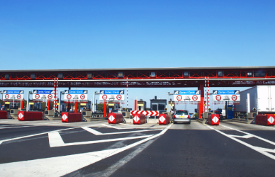 New Mexico DOT warns truck drivers about a toll scam demanding payment in a state with no toll roads. Learn how to spot fraudulent texts, emails, and fake toll notices.