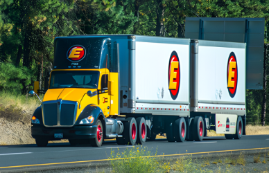Estes Express Lines expanded its nationwide freight network in 2025 by opening new terminals, relocating facilities, and adding over 1,000 doors to increase capacity, reliability, and service across key U.S. markets.