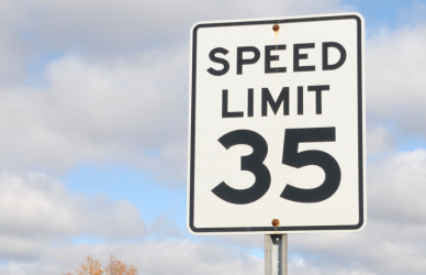 speed limit 35 sign